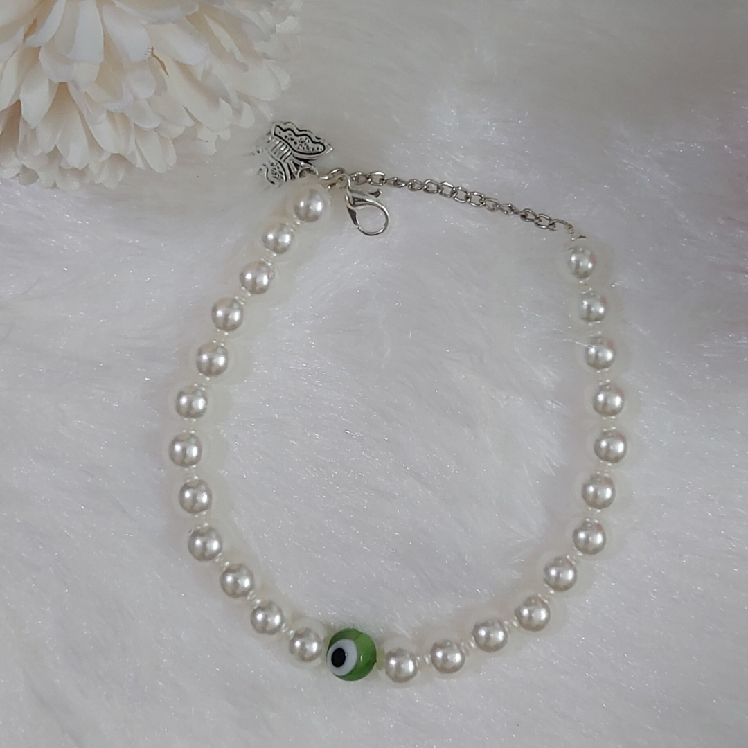 WHITE EVIL EYE BRACELET