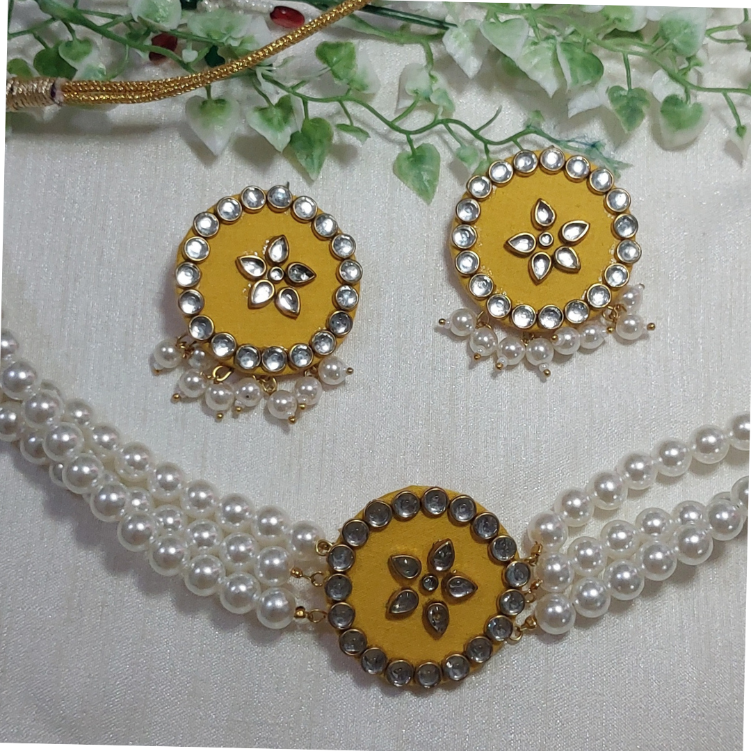 YELLOW FABRIC CHOKER SET